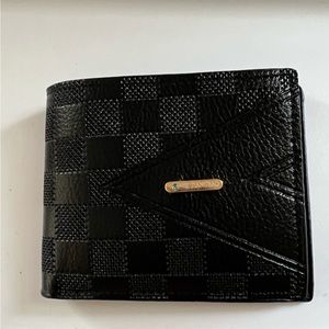 Men’s Black Wallet with Multiple Card Slots